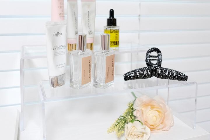아크릴 다용도 수납 선반 향수 화장품 데스크 주방정리 진열대