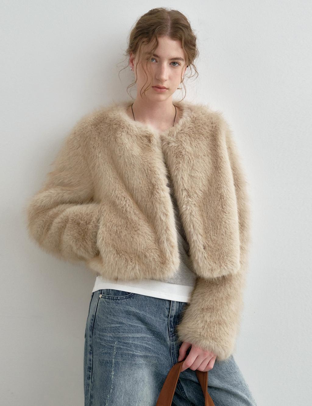 [1/8 예약배송] 소프트 퍼 크롭 자켓 베이지 MDJK047BEIGE