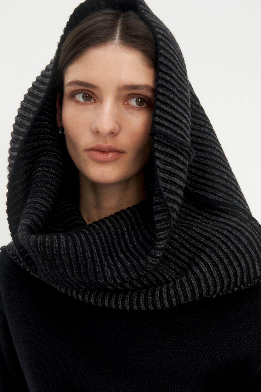 Ribbed Open Shoulder Knit [ Black ]