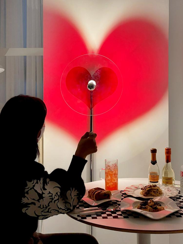 로맨틱 하트 프로젝터조명 하트플로어 램프 (USB어댑터증정)