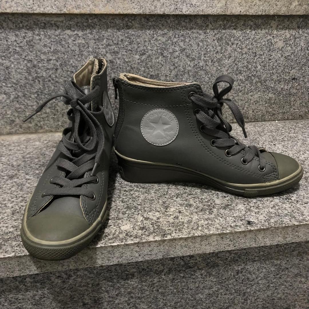 컨버스 스터드 카키 웨지힐 240 빈티지 하이탑 스니커즈 | 후루츠패밀리