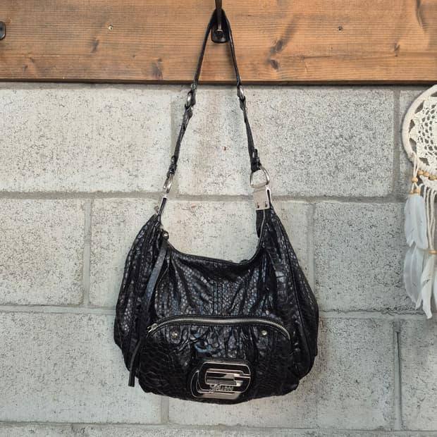 게스 guess 락시크   y2k 숄더백 | 후루츠패밀리