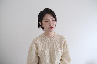 Madeleine Sweater pattern by Soumine KIM
