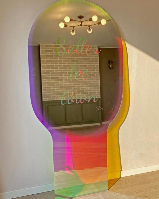 레터링거울 홀로그램거울 레터링미러 전신 오로라 레인보우