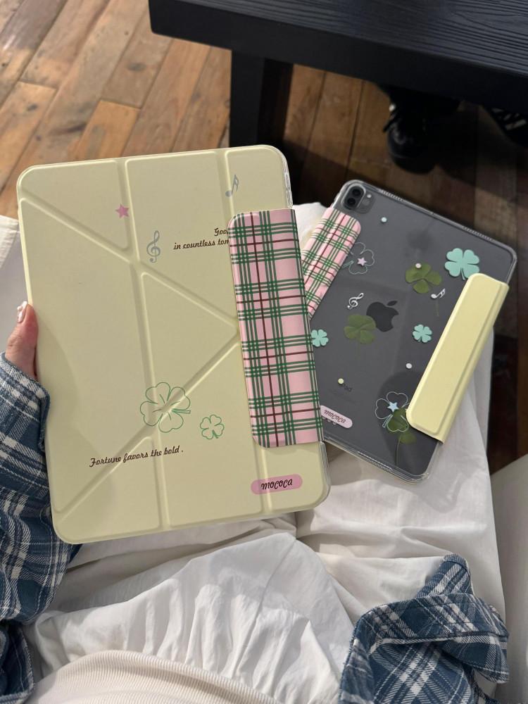 수심 Clover Ipad Case 클로버 아이패드 케이스 옐로우 체크 유니크 에어