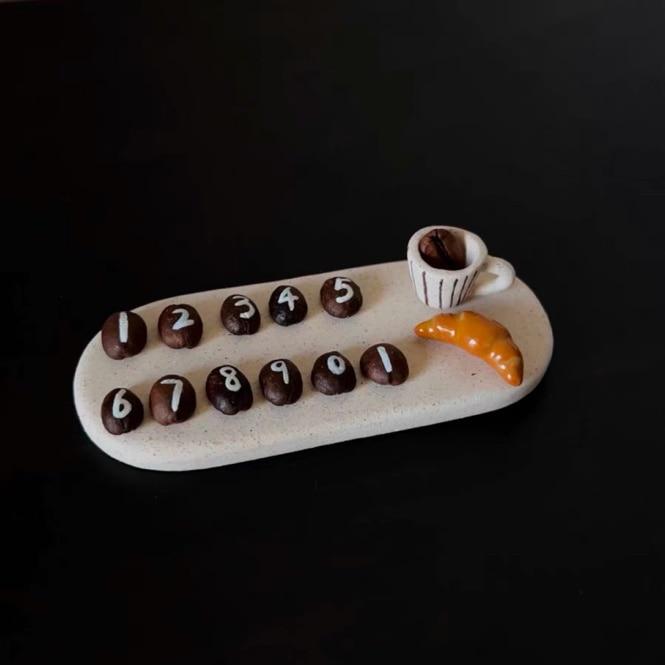 Brunch Coffee Breads Car Parking license plate  브런치 커피 빵 주차번호판