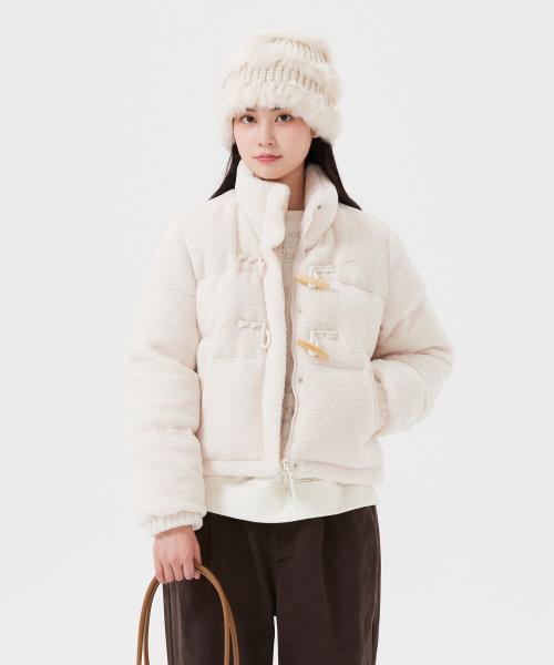 우먼스 플리스 토글 숏 다운 크림