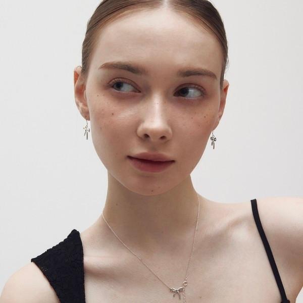 Ribbon heart drop necklace (2 colors)