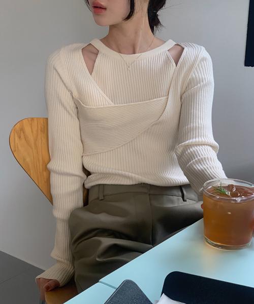 가을 간절기 라인 꼬임 골지 드레싱 니트