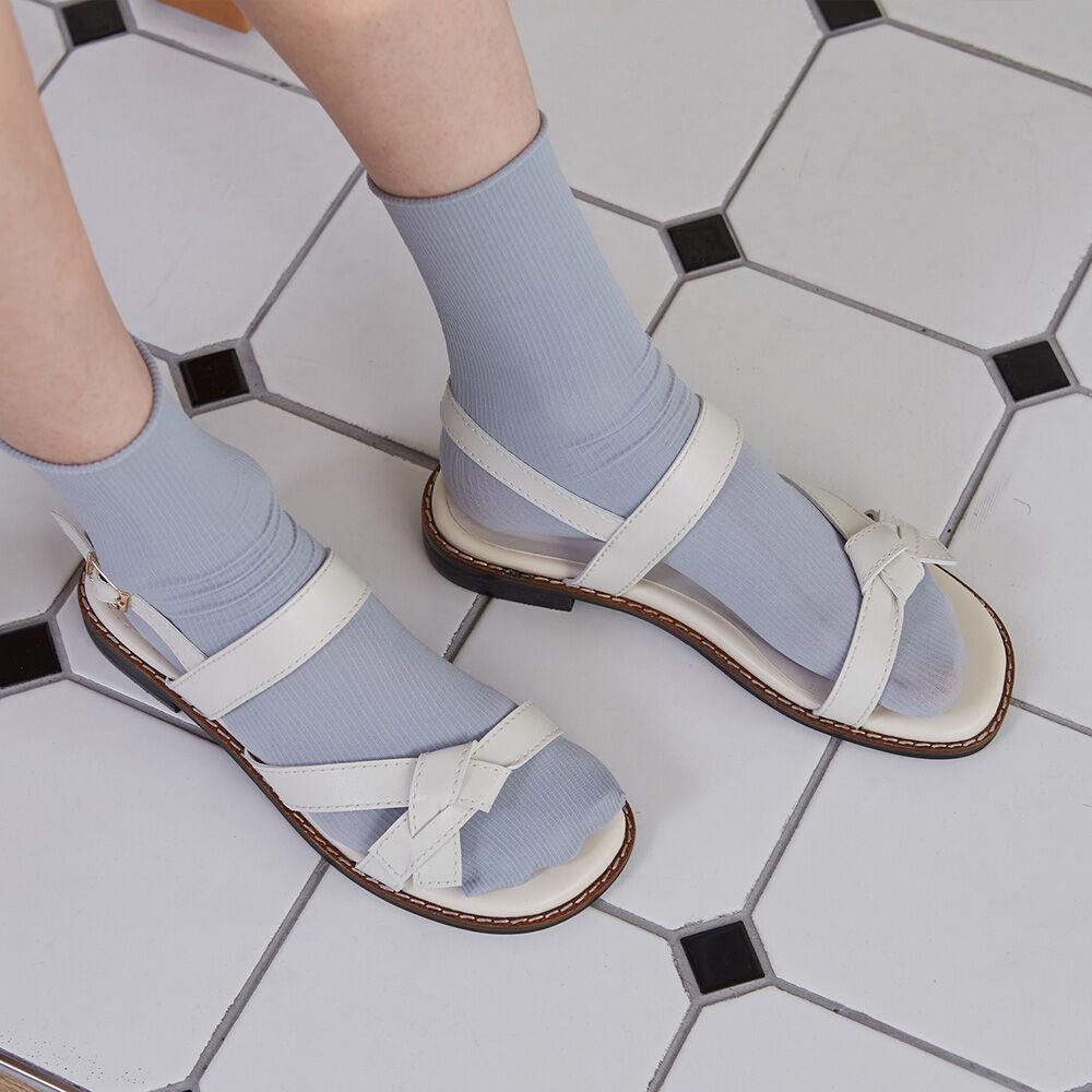 21A8108 cream sandal