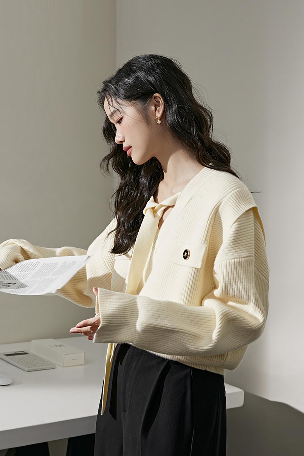 Gentle apricot fake two-piece short sweater streamer knitted sweater long sleeves