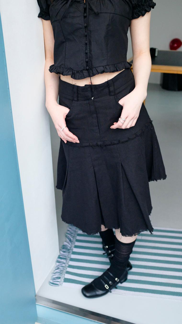 grunge unbalance midi skirt