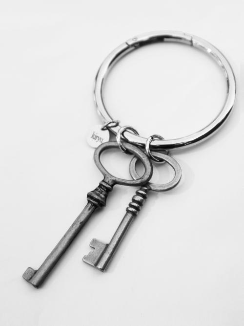 SILVER PLATING KEYCHAIN