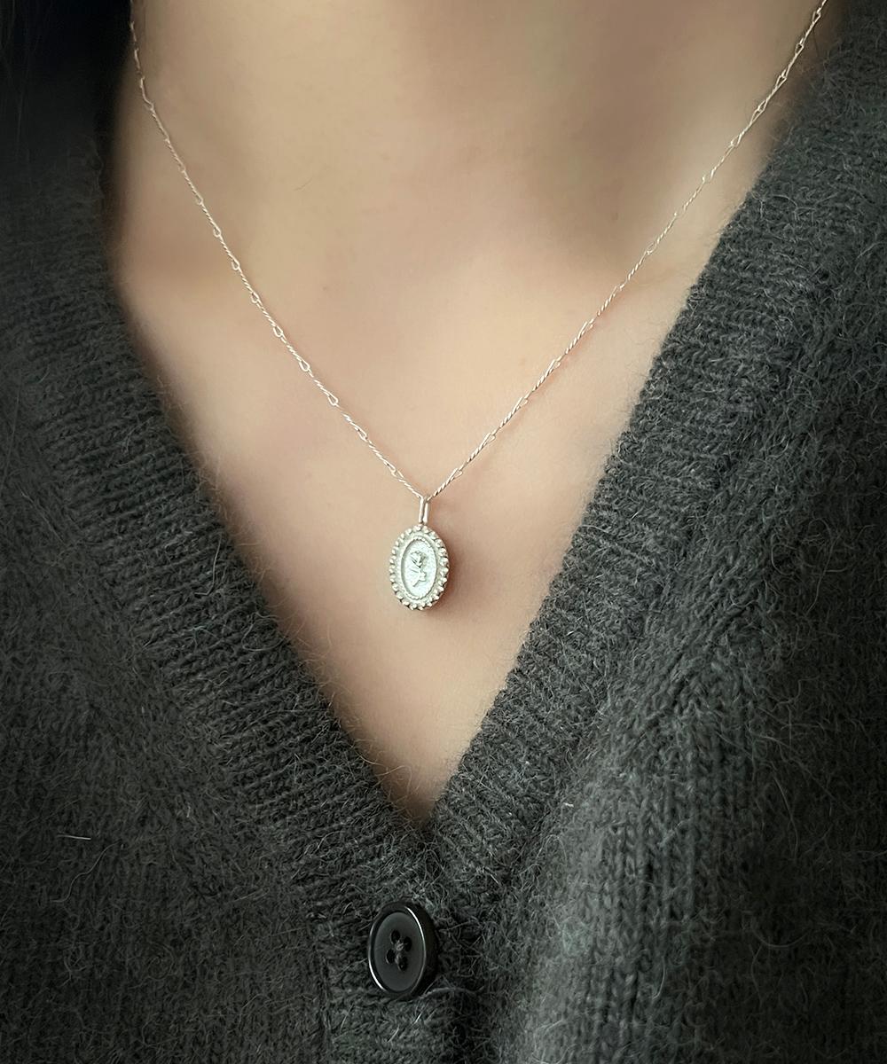 페브미 [무배] 실버925 타원 장미 펜던트 빈티지 목걸이 2colors