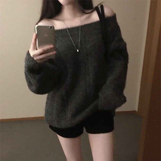 [겨울신상] 메이즈 울11% 루즈핏 보트넥 오프숄더 꽈배기 니트 -2 color