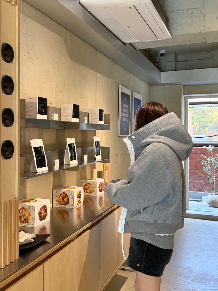 SEEAS 네오 플리스 하이넥 후드집업(2color) 후리스 후리스집업 플리스집업 하이넥집업 네오프렌후드 후드집업 겨울후드집업 기모후드