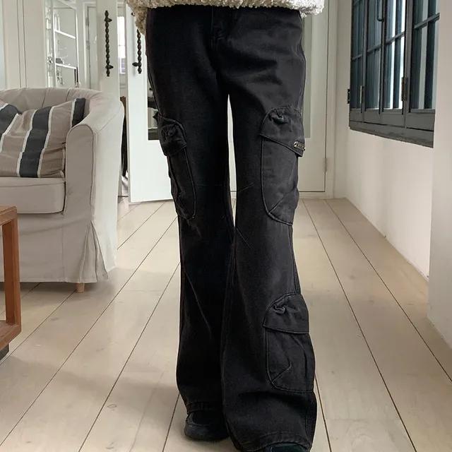 안톤 카고 포켓 흑청 부츠컷 데님 팬츠