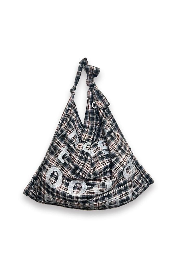 [nought] 000 Design Check Tie Bag  / Black