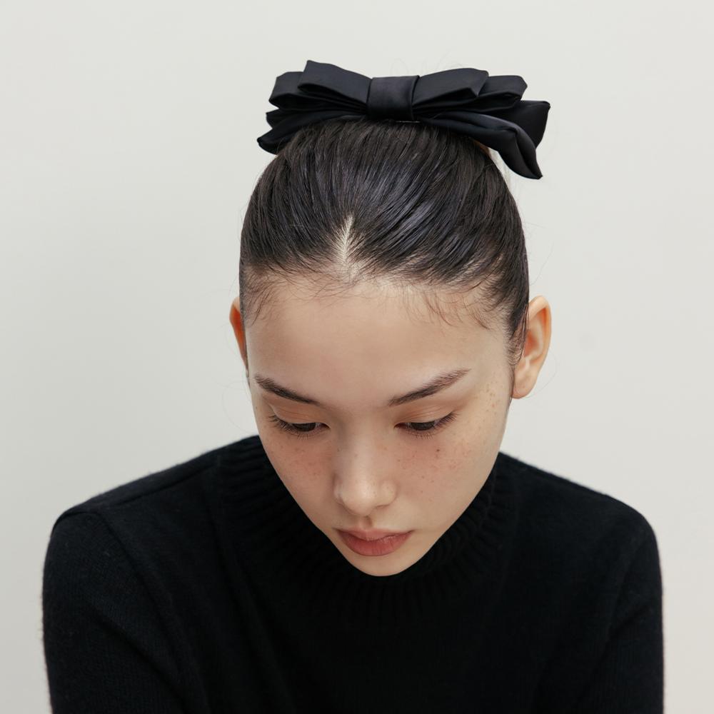 SATIN BIG DOUBLE RIBBON PIN_TT4W709BK