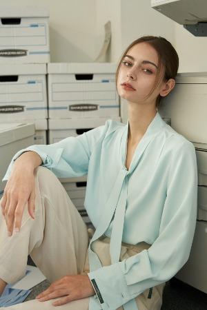 Silky Tie-Scarf Blouse (Mint)