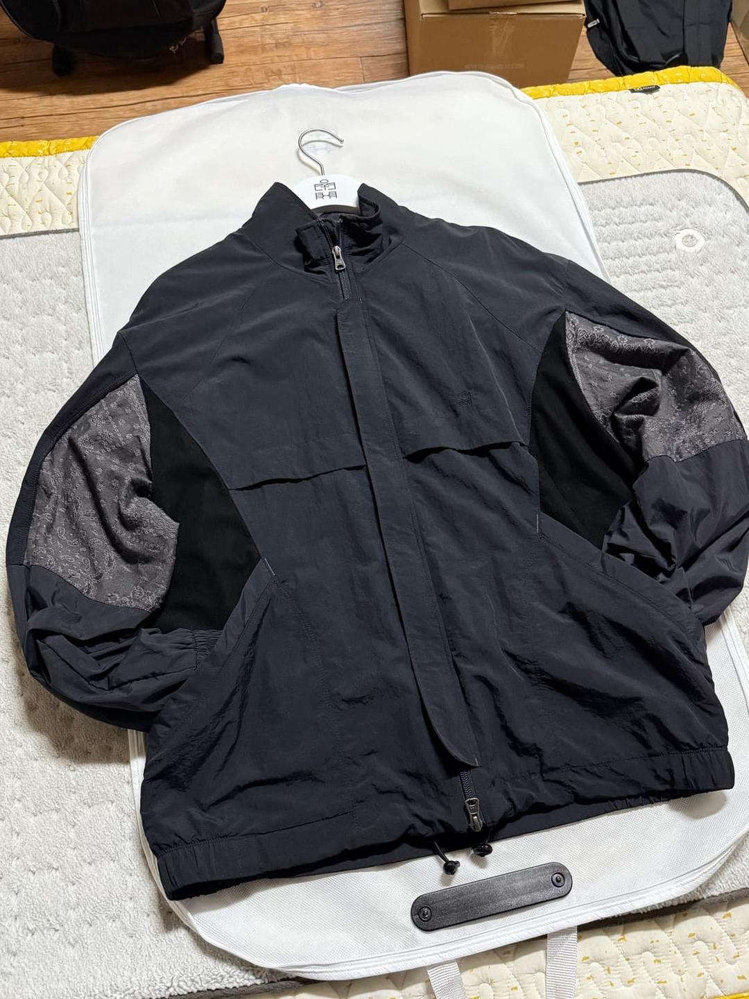 폴리테루 페이즐리 트랙 점퍼 3 | 후루츠패밀리