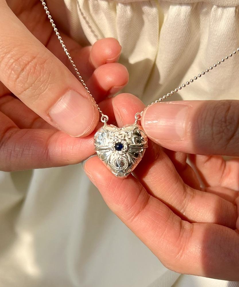 [Signature] My birthstone heart N