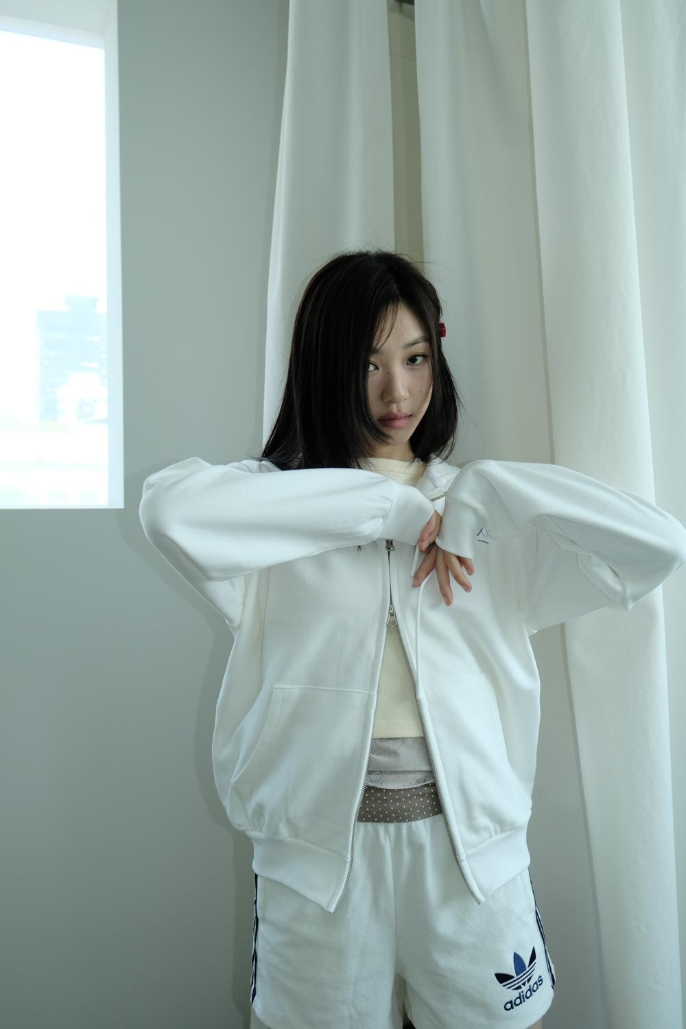 KIRIGIRL HOODIE ZIP UP _WHITE