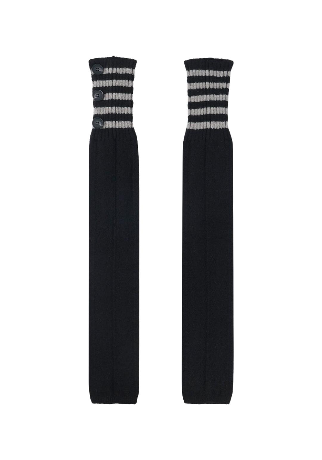 One-Side Button Leg Warmers [Black]
