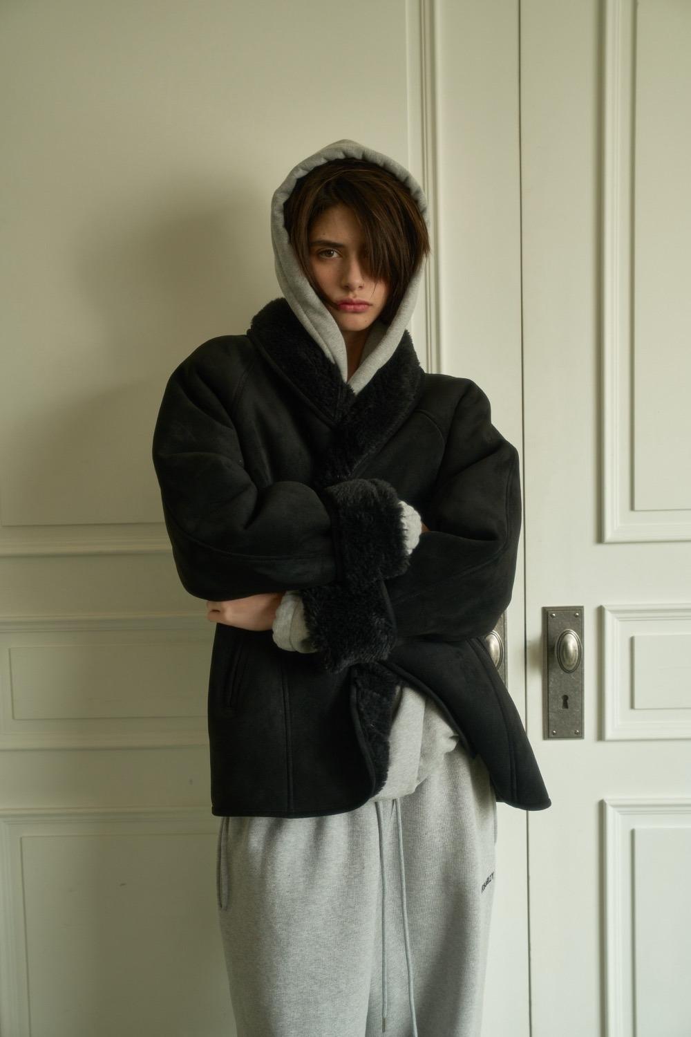 Old Movie Mustang / Black