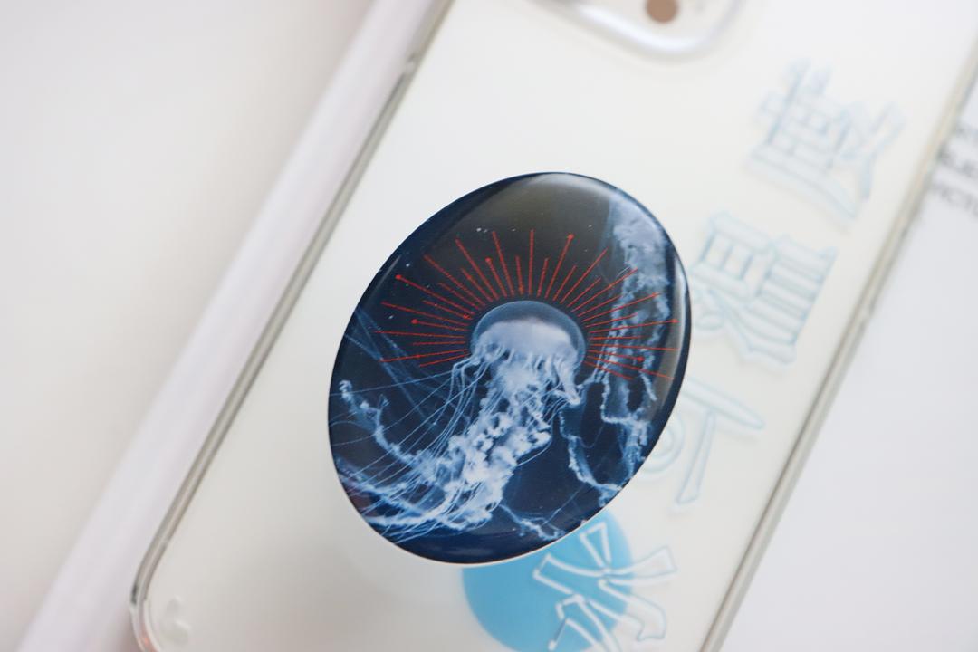 크라운 : 해파리 톡 / 에폭시