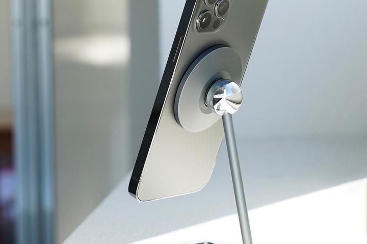 아이폰 맥세이프 거치대 스탠드 MX-ONE