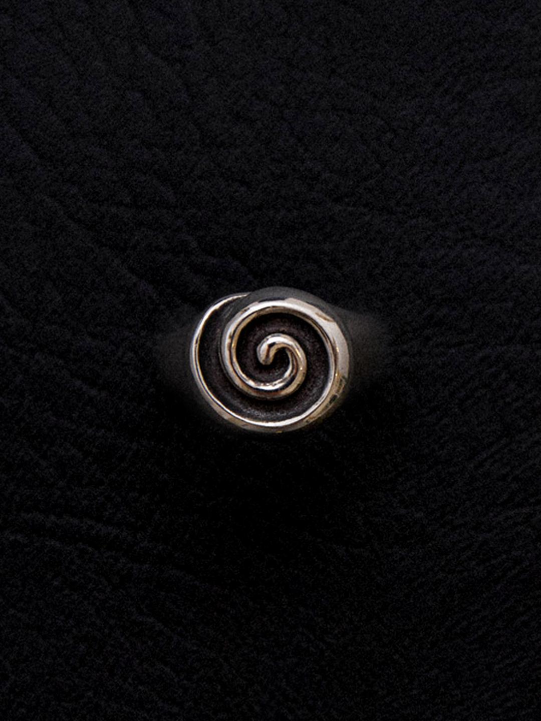 038 S Shell Ring [Black]