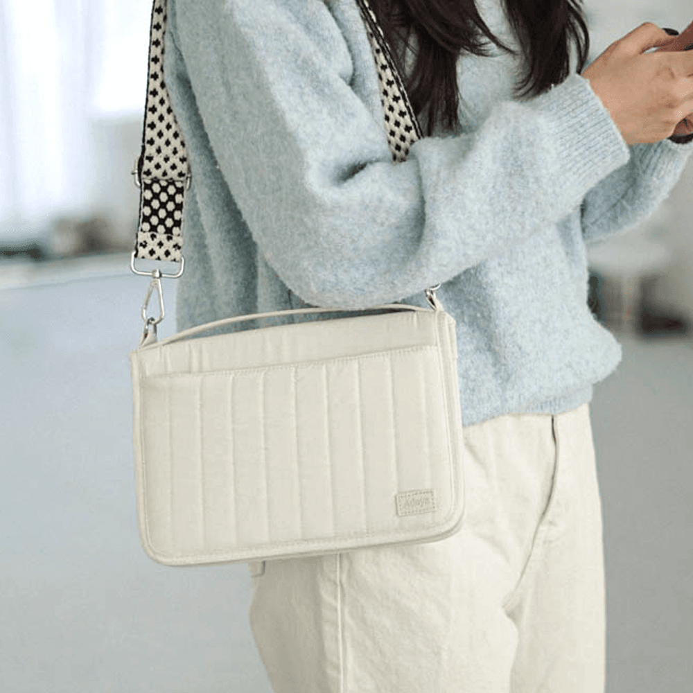 어데이즈 북 파우치