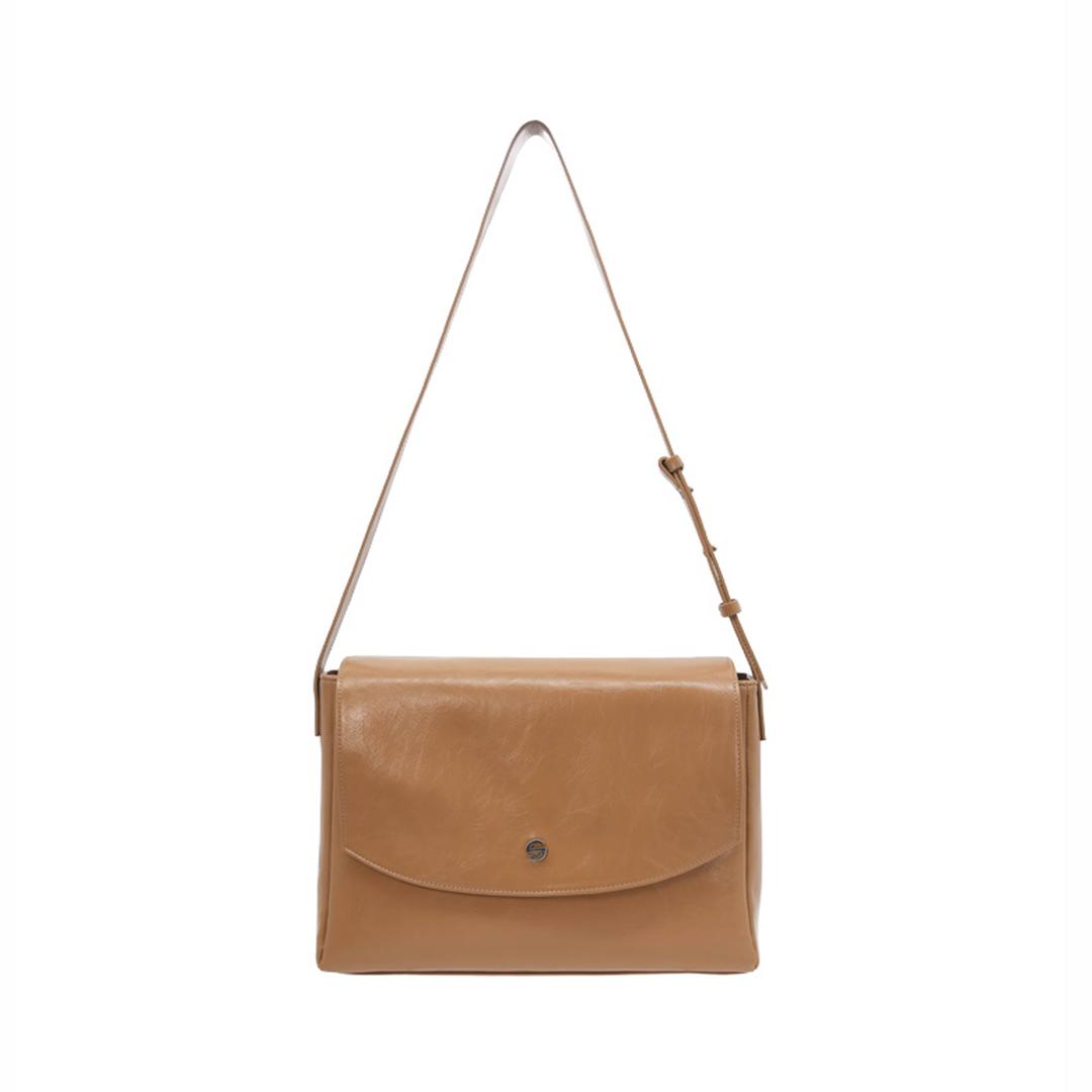 [리퍼브상품] Capture bag - crinkle dark beige