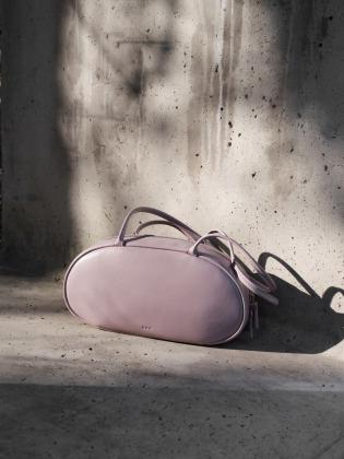 Pebble Medium Shoulder bag Wrinkled Pink