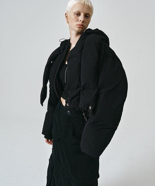 후드 머플러 크롭 푸퍼 자켓 (블랙)