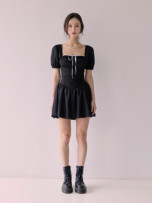 [3/13 예약배송] Erin skirt (Black)