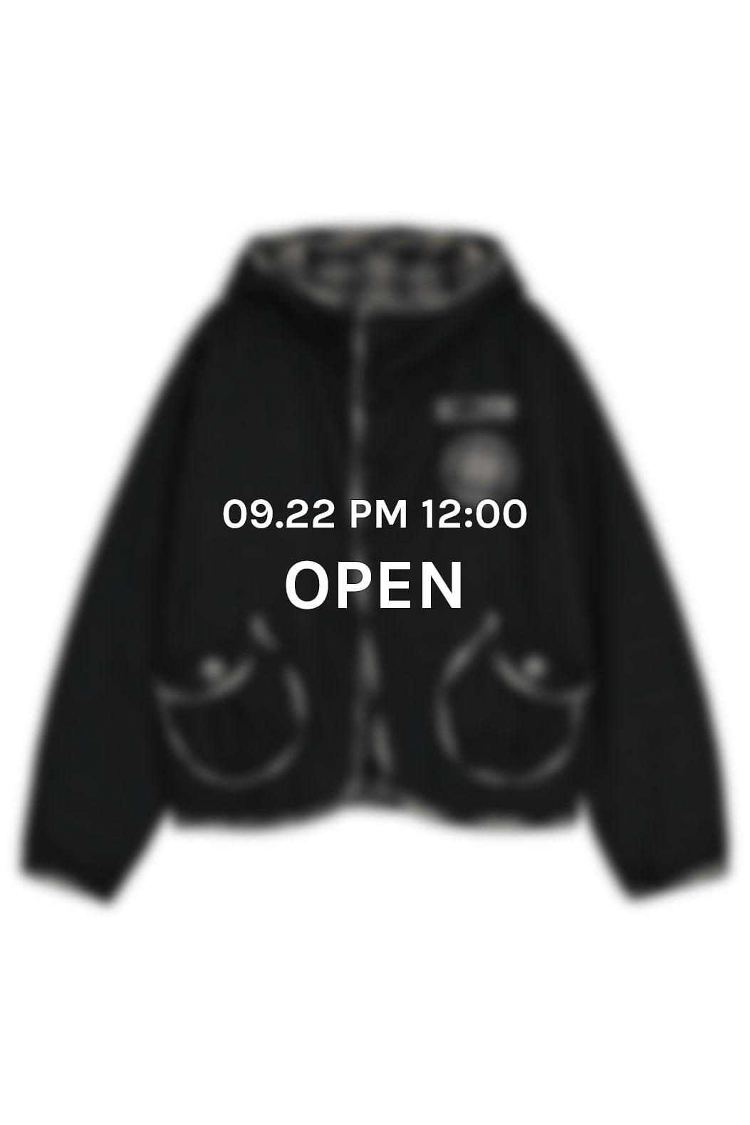 Check reversible hooded jacket (Black)