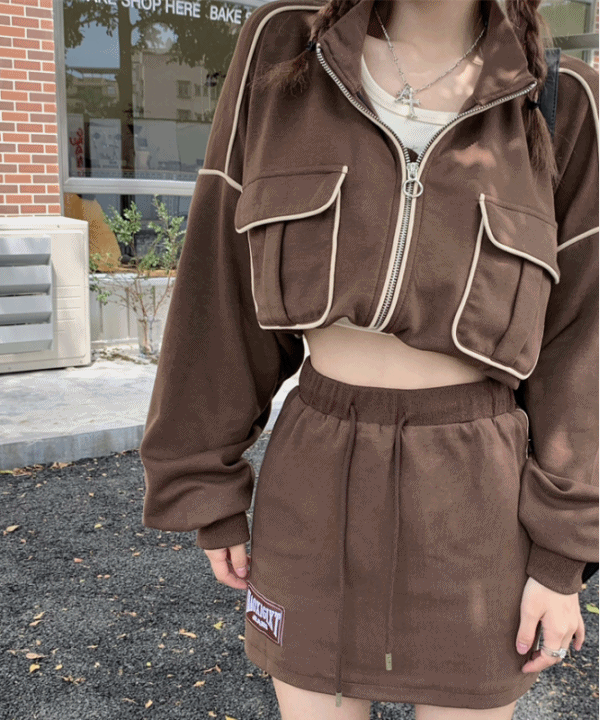 [가을코디🍂당일출고] 코코아 배색라인 자켓+스커트 SET