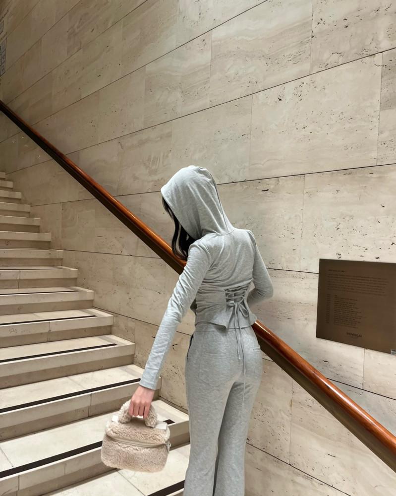 스칼렛 코르셋 후드집업 트레이닝 팬츠 투피스 세트 (2color)