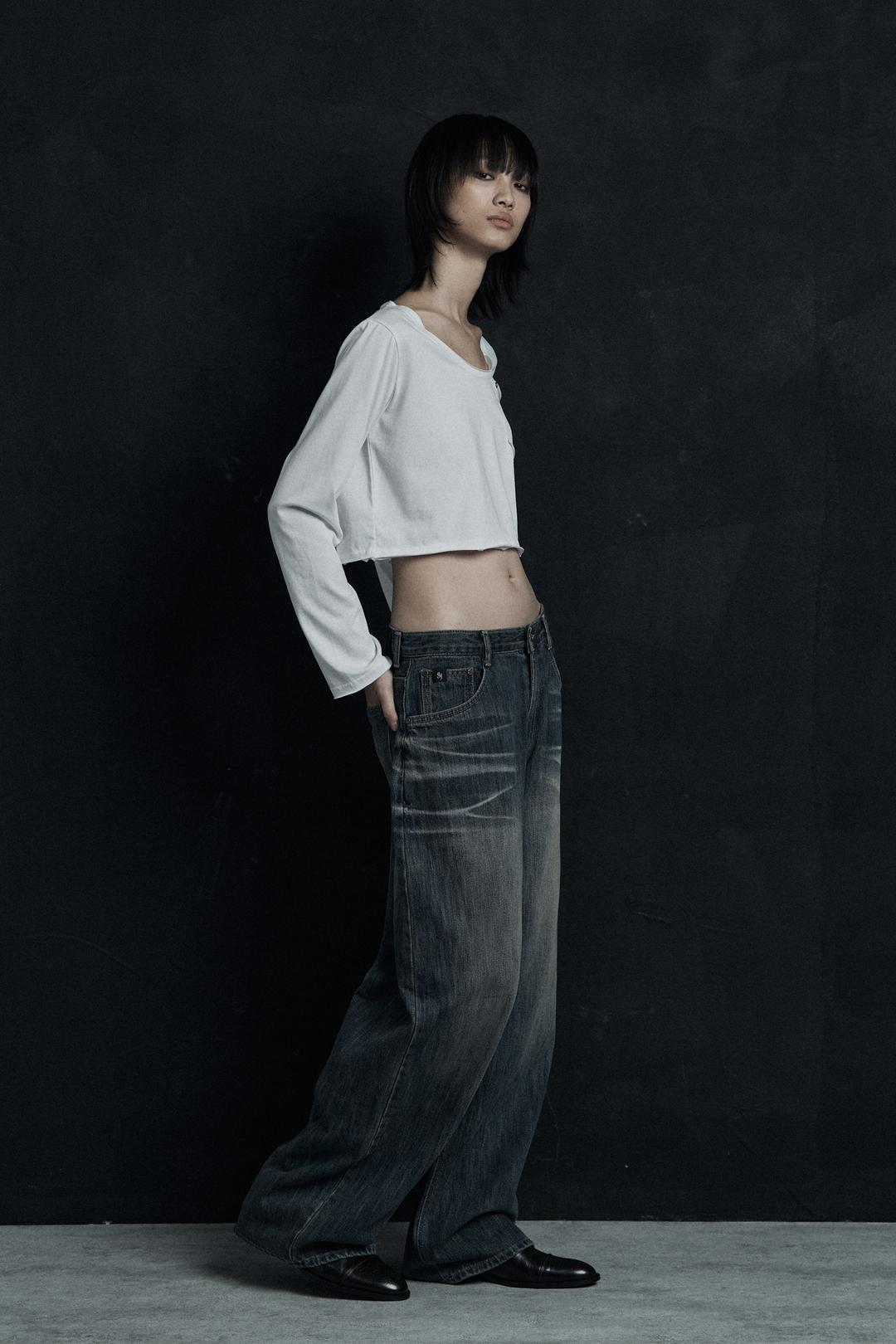 [10/18~] OVERSIZED CAT WASHING DENIM PANTS BLUE