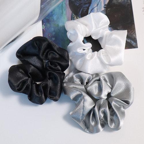 [당일출고 무배] 여름 새틴 블랙 화이트 그레이 곱창 머리끈 헤어슈슈 스크런치 포니테일 캔디플래닛