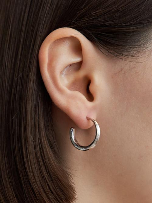 SAND DUNE EARRING (L)