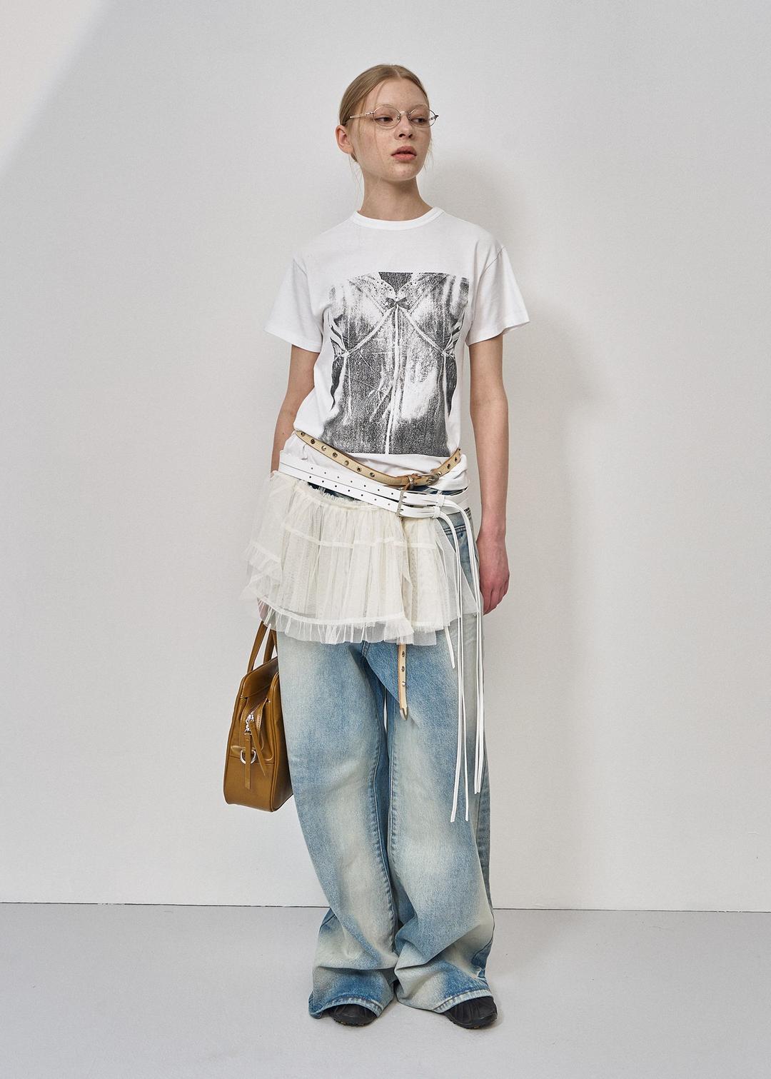 RIBBON SLIP PRINT T-SHIRTS (WHITE)