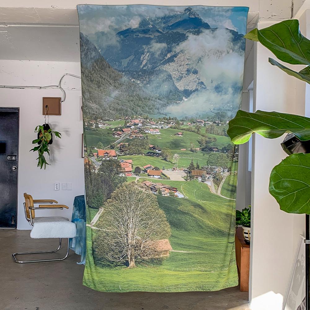 유럽 시리즈 #5-12 스위스의 납작한 나무 135x230 대형 패브릭포스터