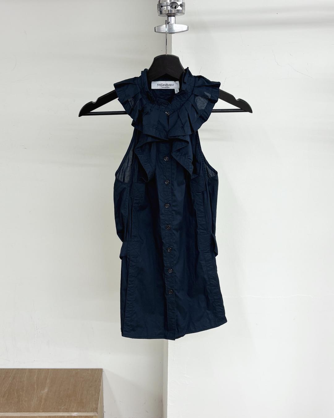 입생로랑 리브 고쉬 네이비 프릴넥 버튼 슬리브리스