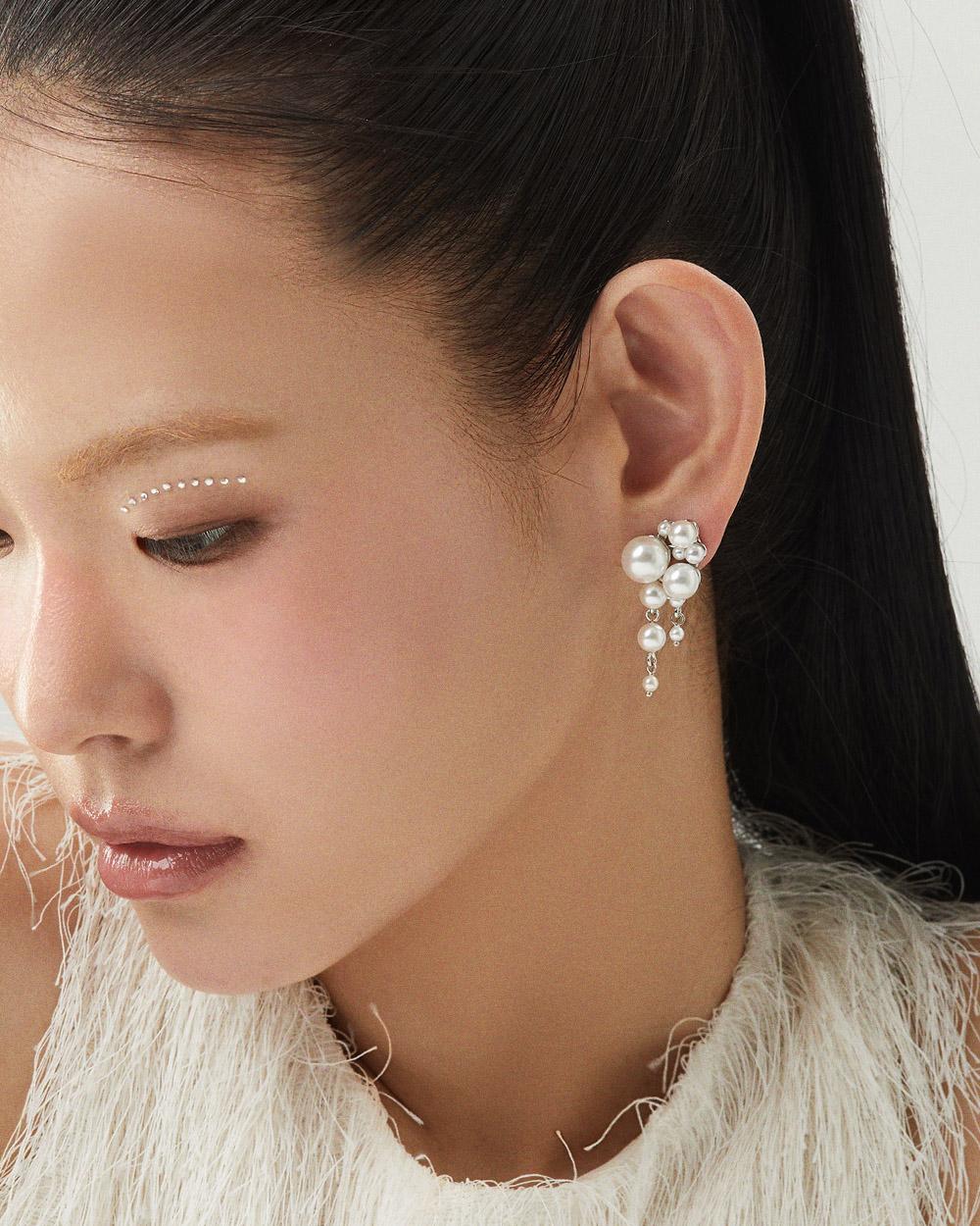 Pearl Edit Drop Earrings