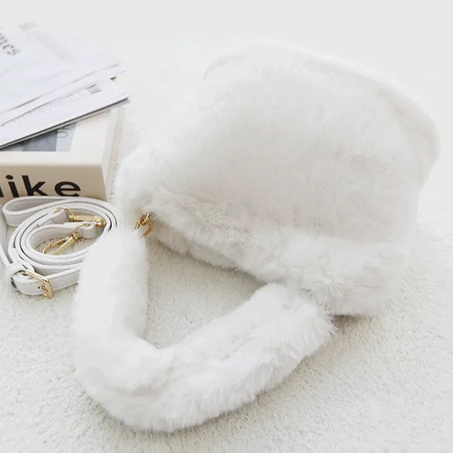 [당일출고]미들사이즈 비교필수 라문 인조퍼 페이크퍼 미니 토트 크로스백 비비아