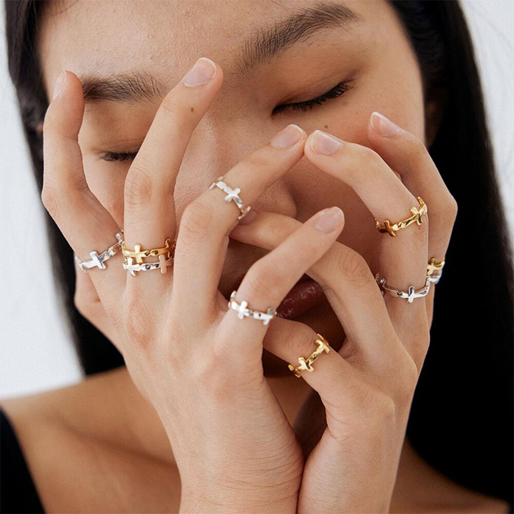 CROSS RING