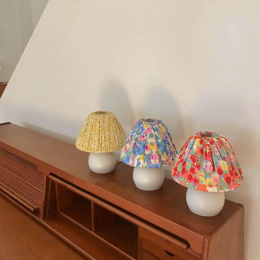 플리즈제이 레트로 플라워 침실램프 북유럽 테이블 램프